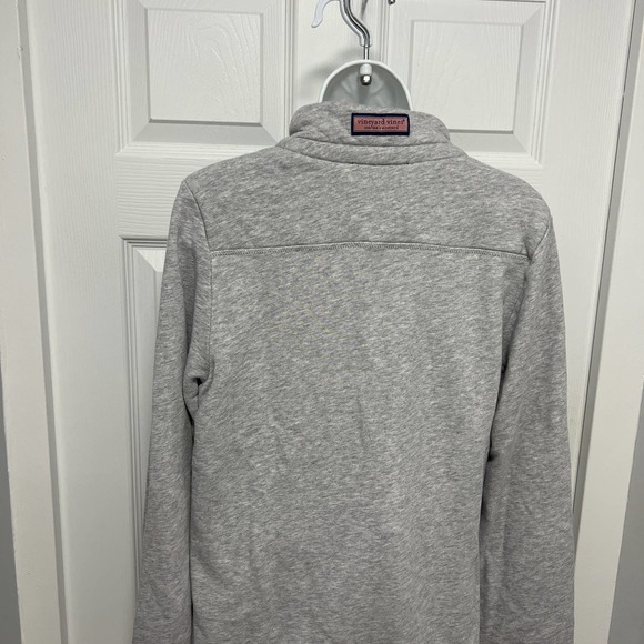 Vineyard Vines Pullover size XL kids or 18 boys or size M adult - Picture 4 of 7